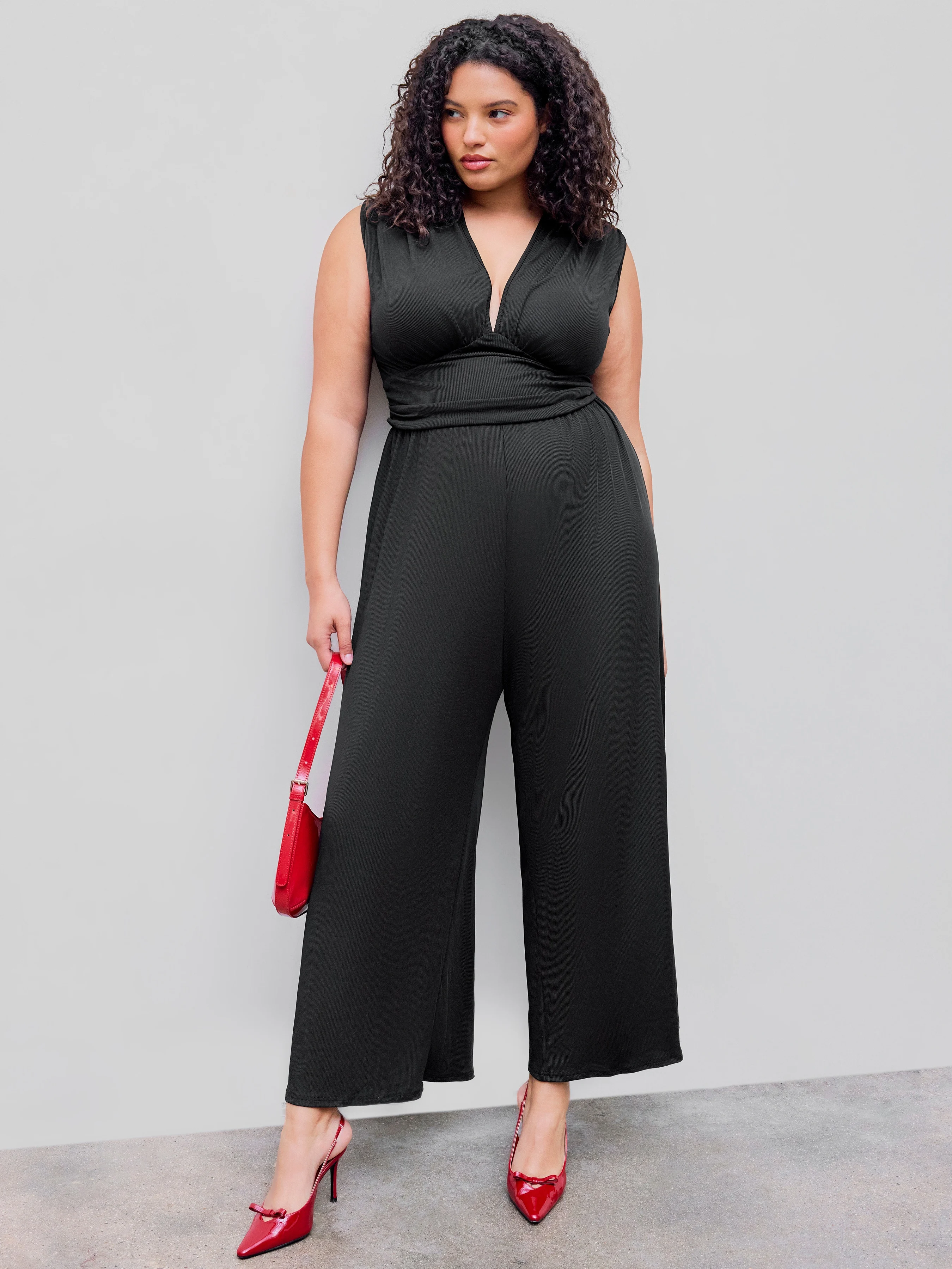 V-neck Ruched Solid Wide Leg Jumpsuit Curve & Plus