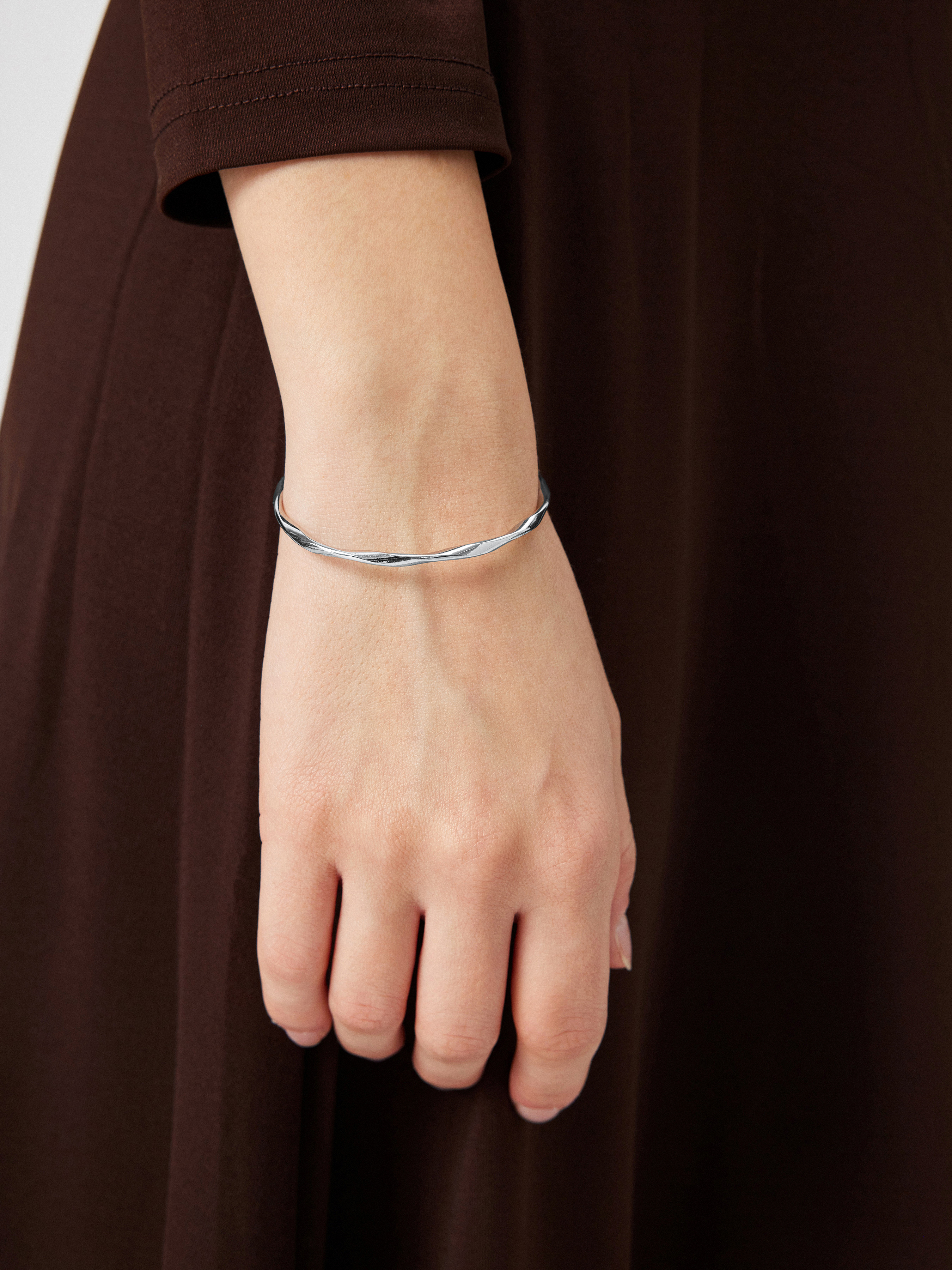TWISTED OPEN CUFF BRACELET