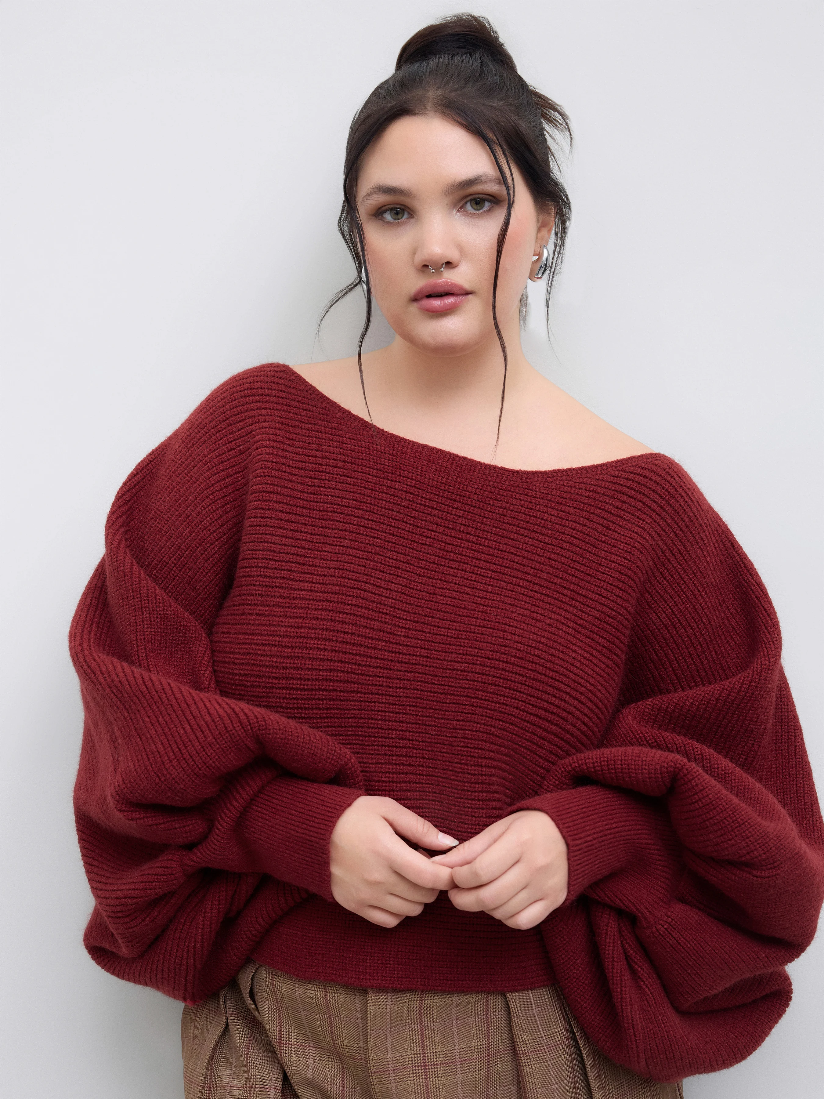 Knit Off-shoulder Long Sleeve Crop Sweater Curve & Plus