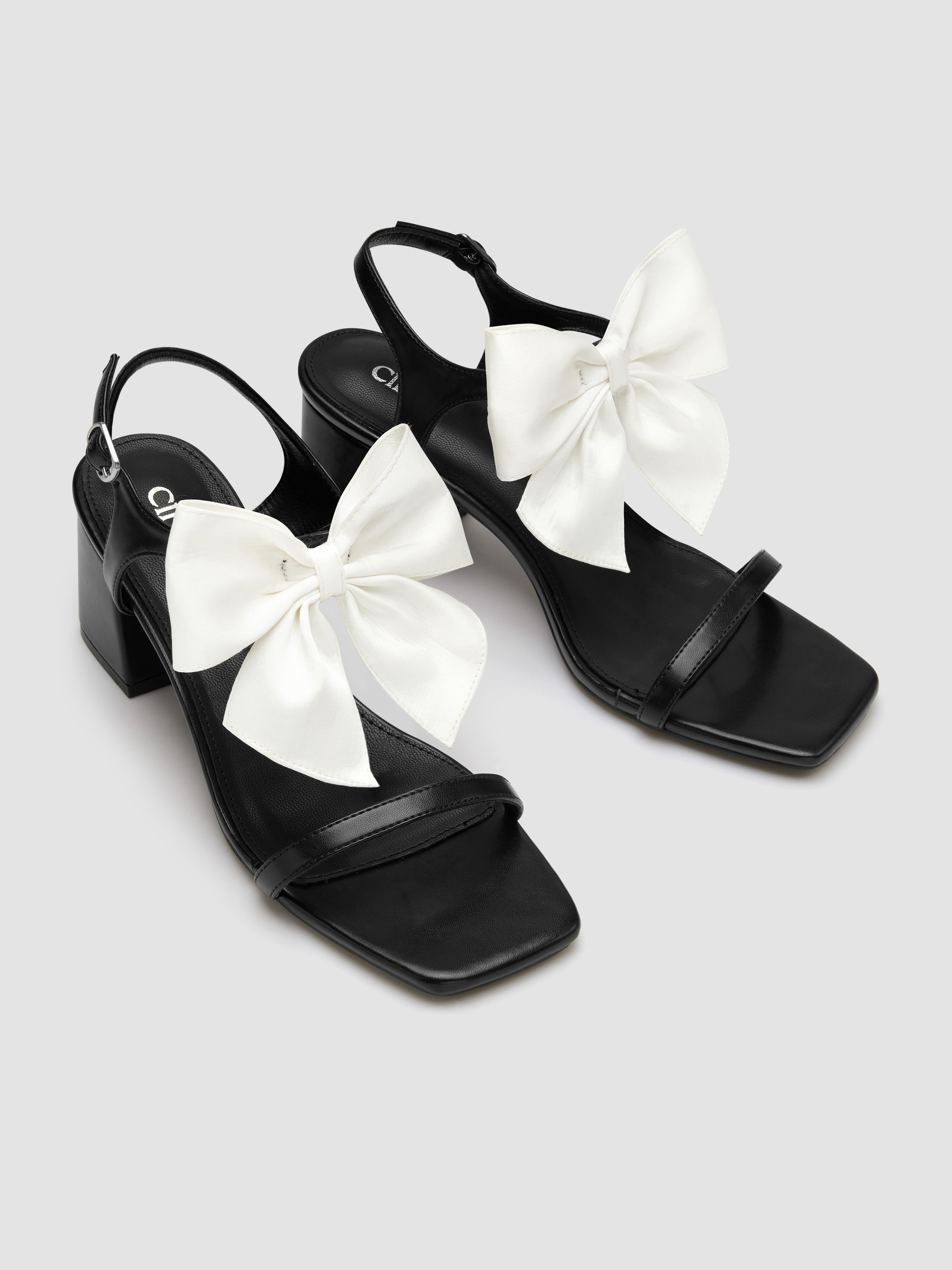 BOWKNOT SQUARE TOE CHUNKY HEELED SANDALS
