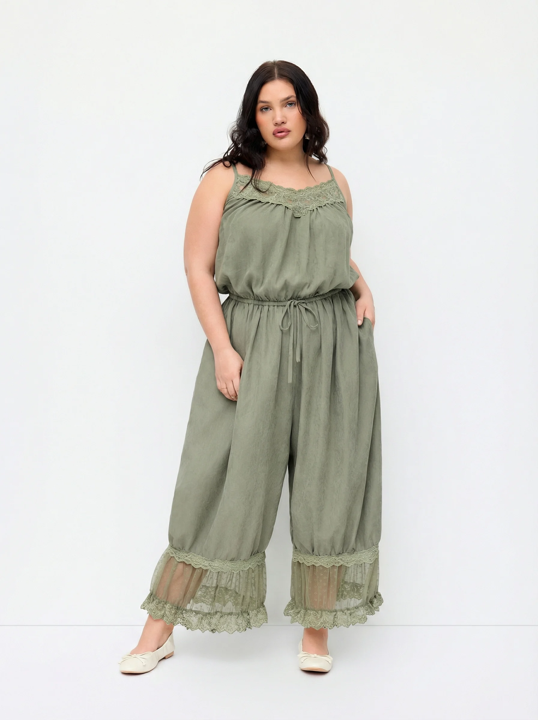 V-neck Lace Panel Drawstring Capri Bloomer Jumpsuit