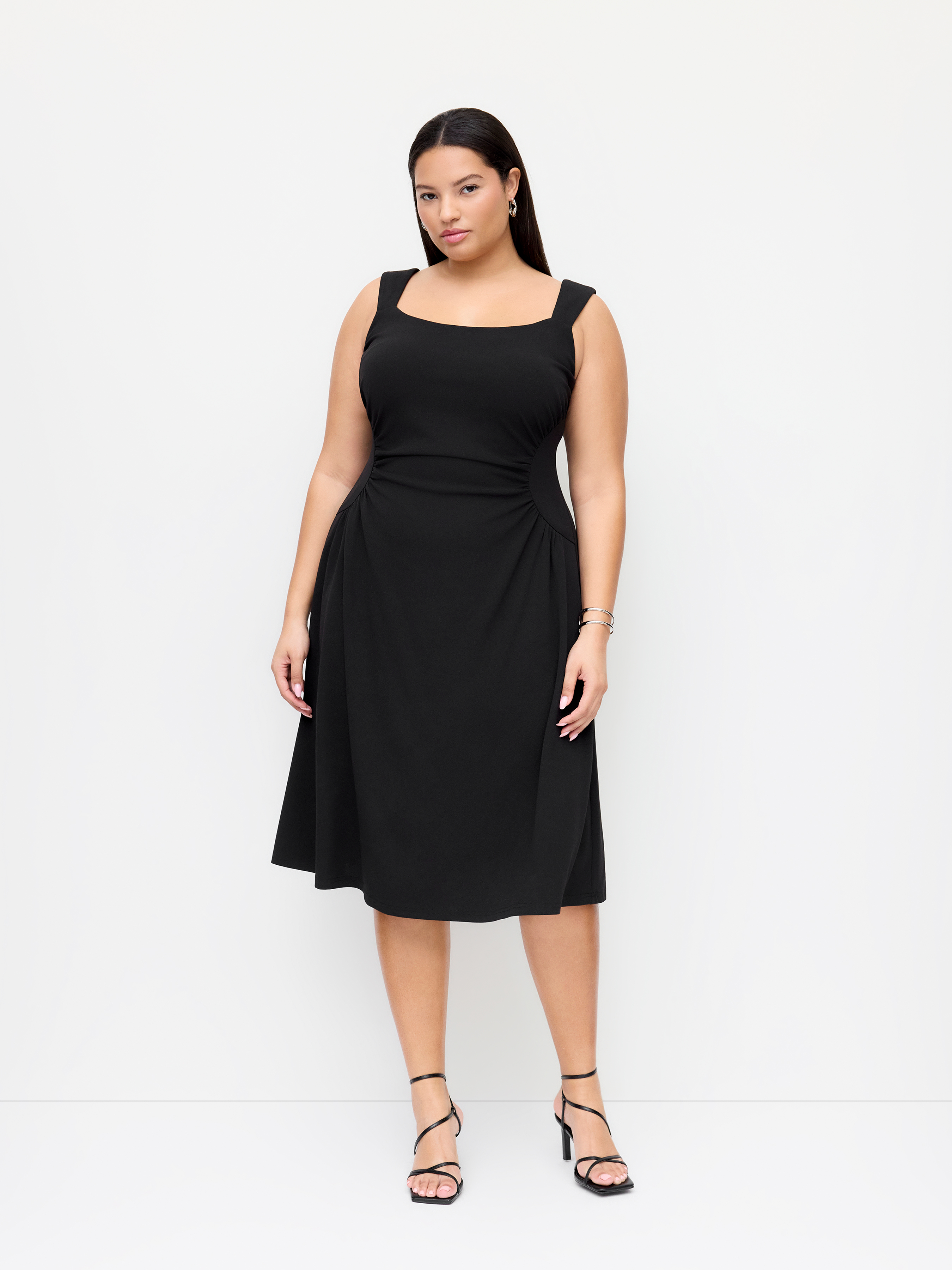 Scoop Neck Ruched A-line Midi Dress Curve & Plus