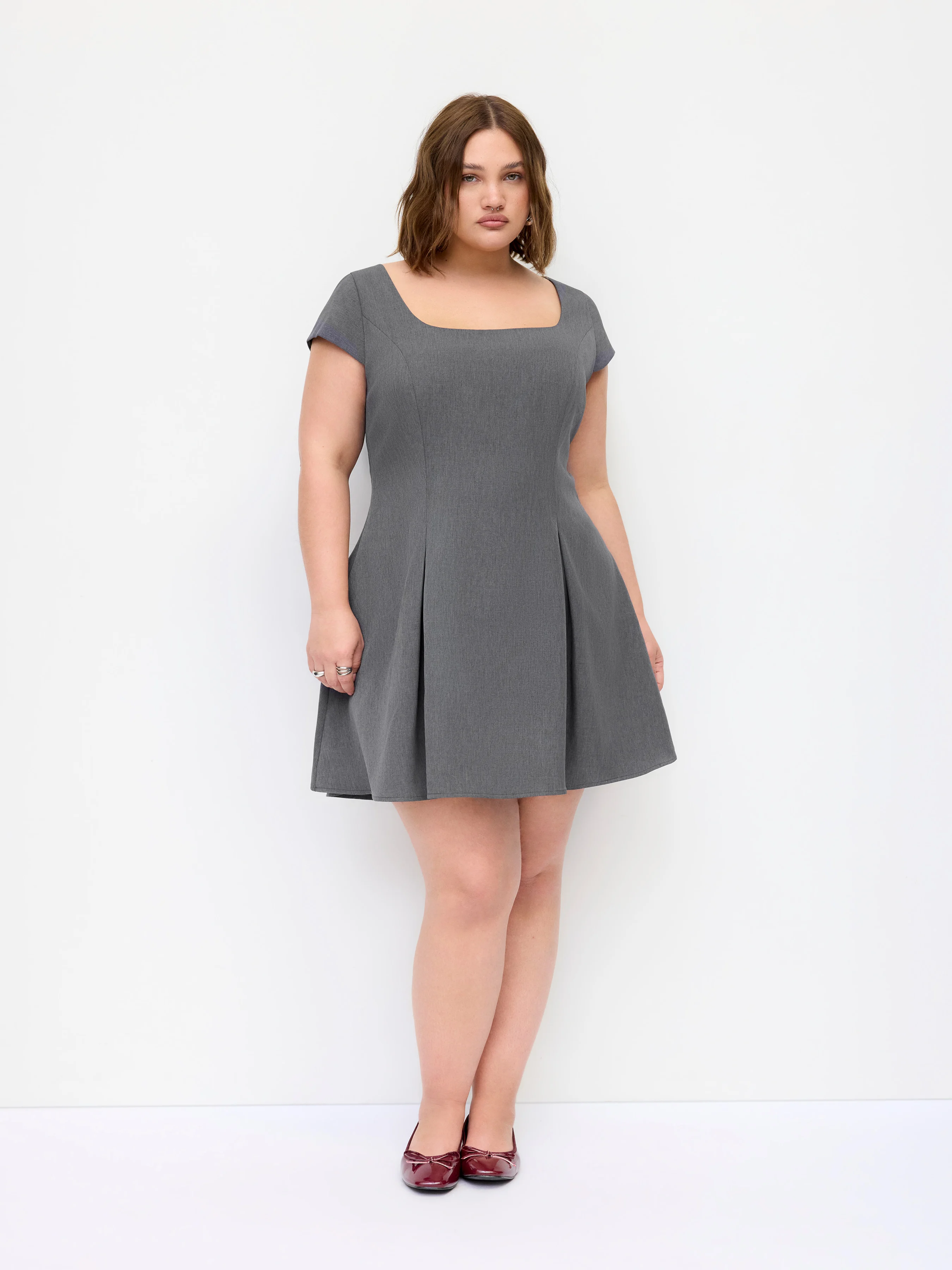 Woven Square Neck Pleated A-line Mini Dress Curve & Plus
