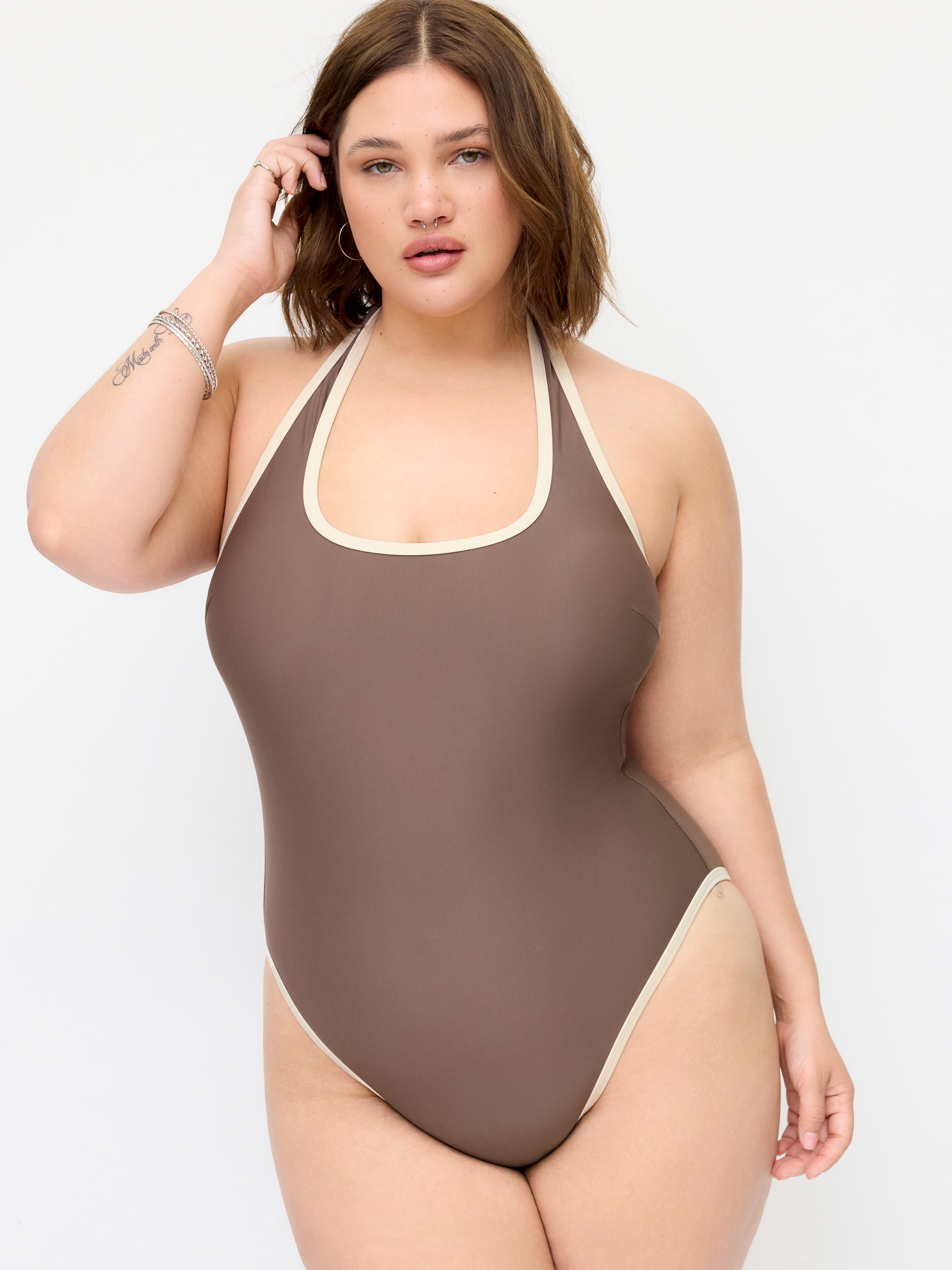 Halter Neckline Contrast Binding High Stretch One-piece Swimsuit Curve & Plus