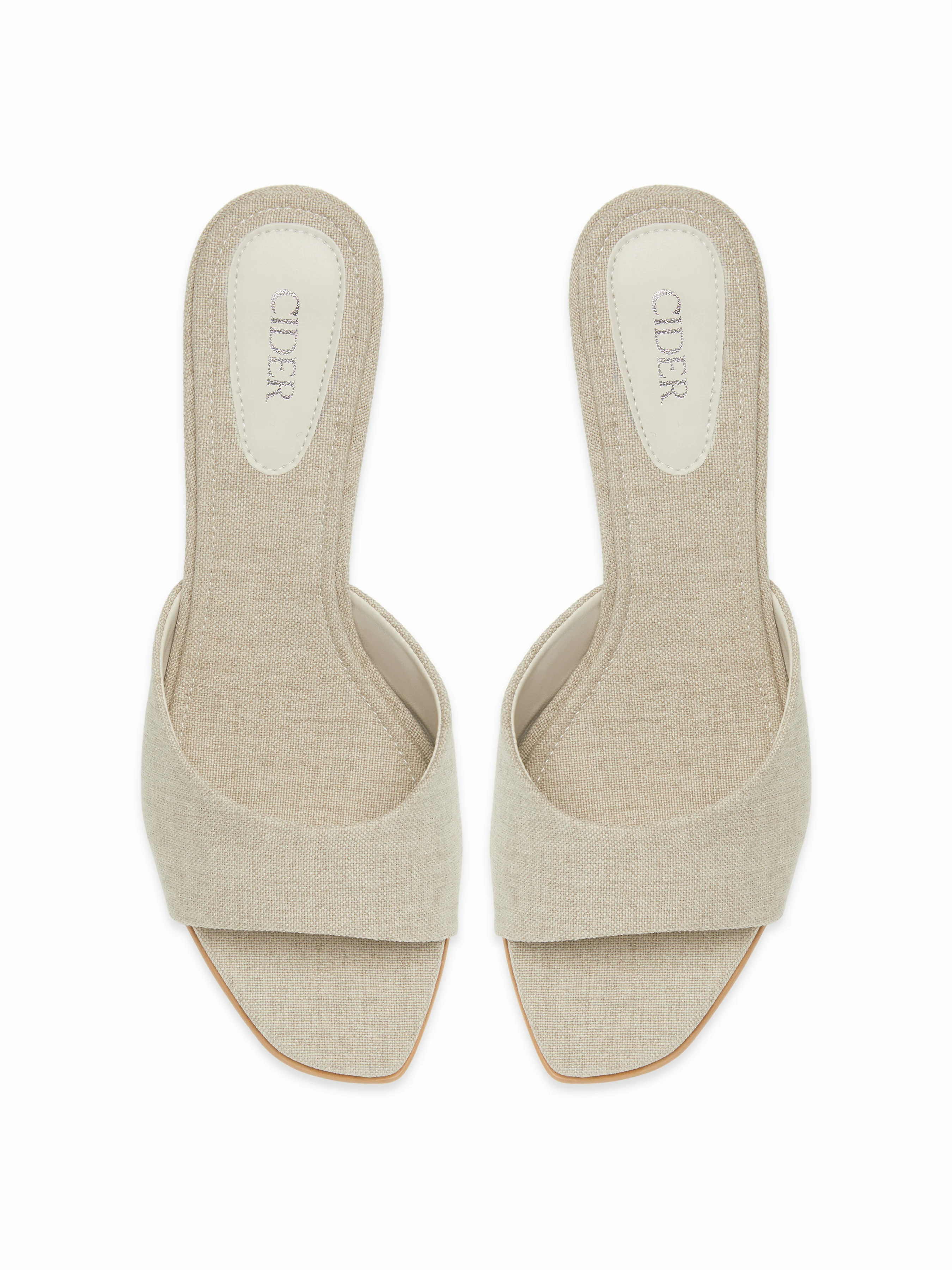 CHUNKY HEELED SANDALS