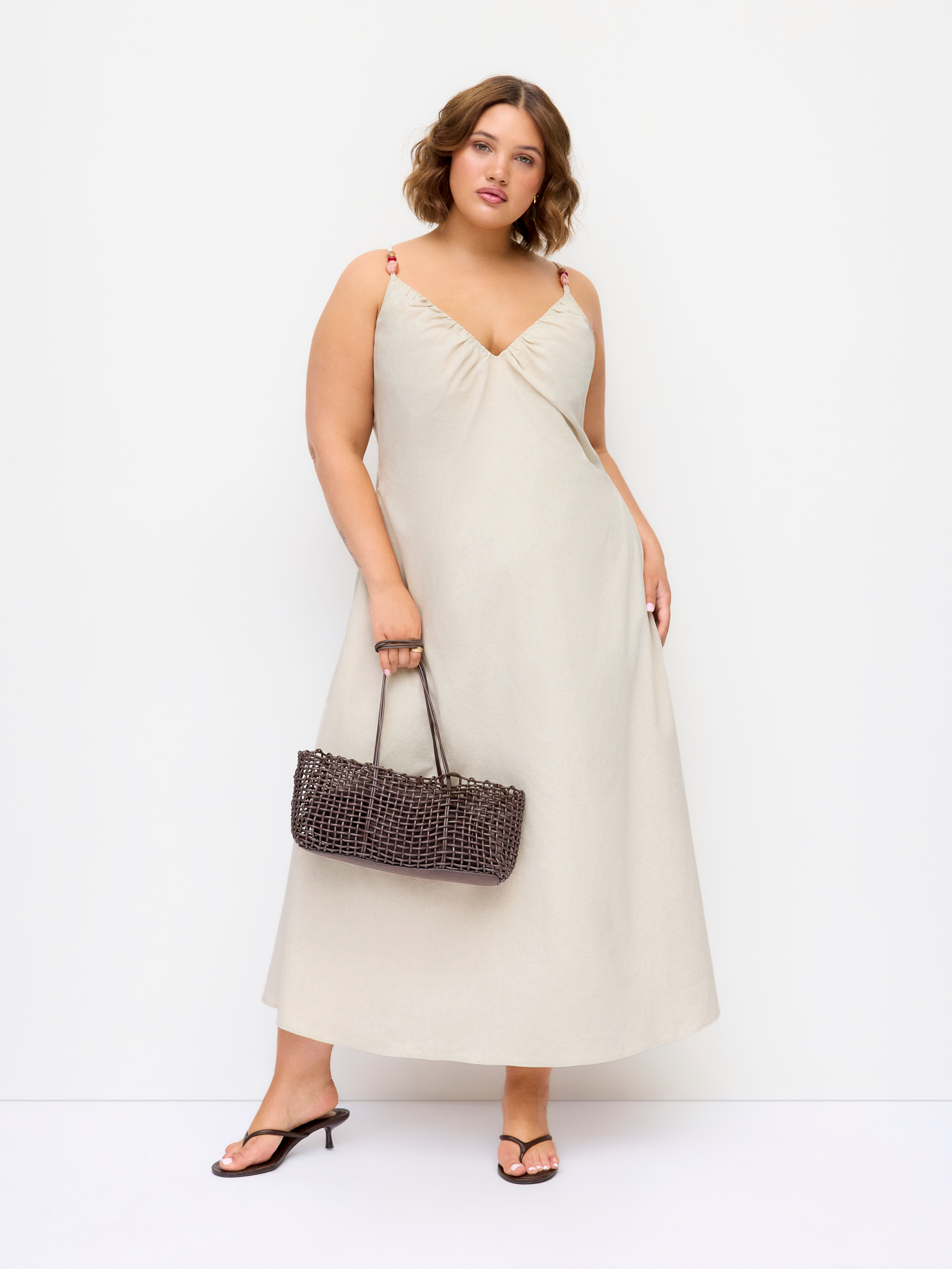Linen-blend V-neck Ruched Aline Maxi Dress Curve & Plus