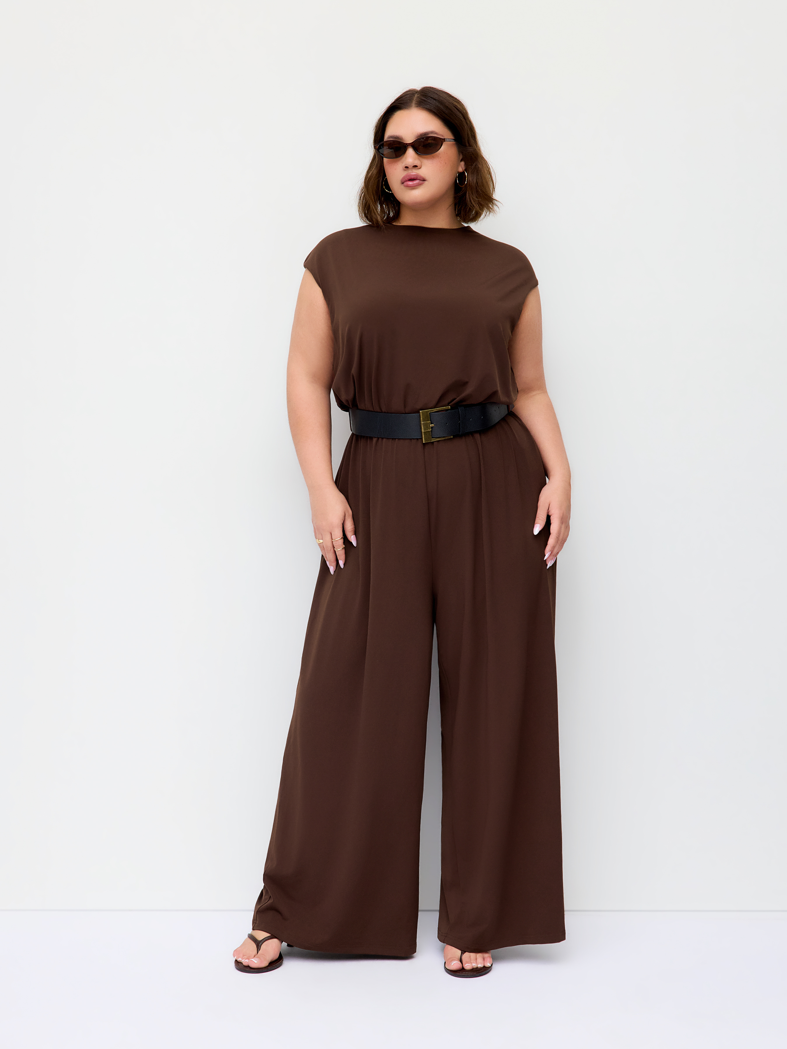 Round Neckline Oversized Jumpsuit with Belt Curve & Plus