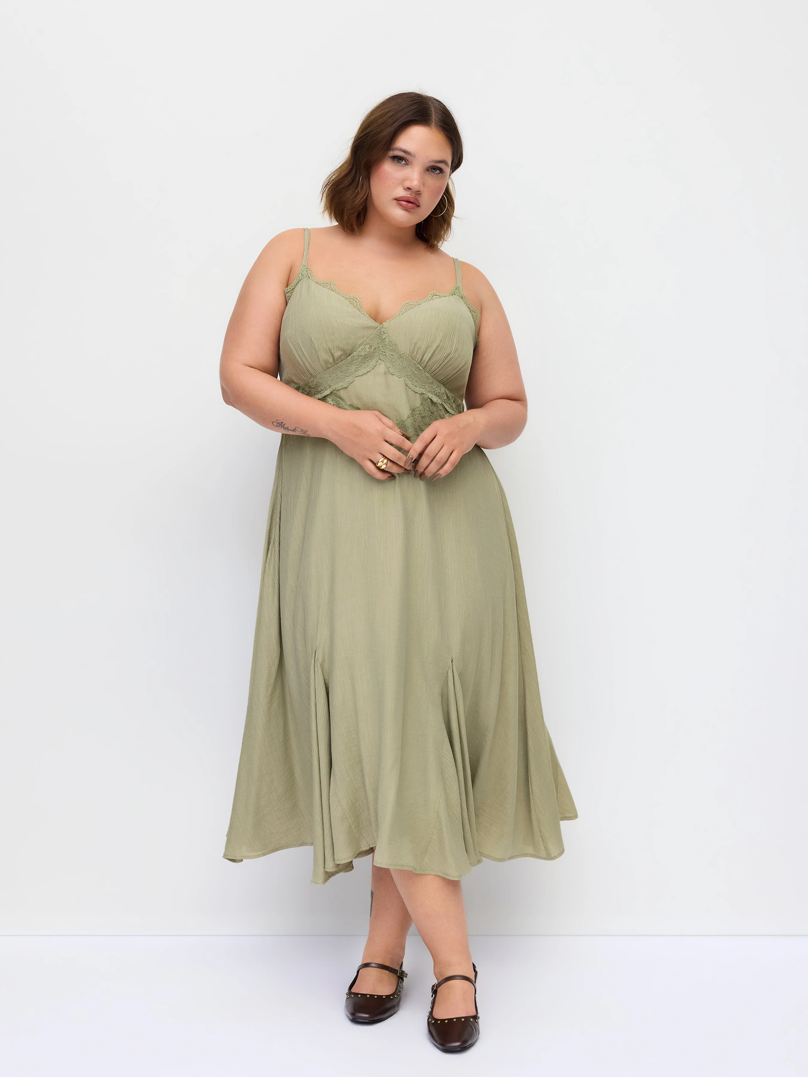 V-neck Lace Panel A-line Cami Midi Dress Curve & Plus