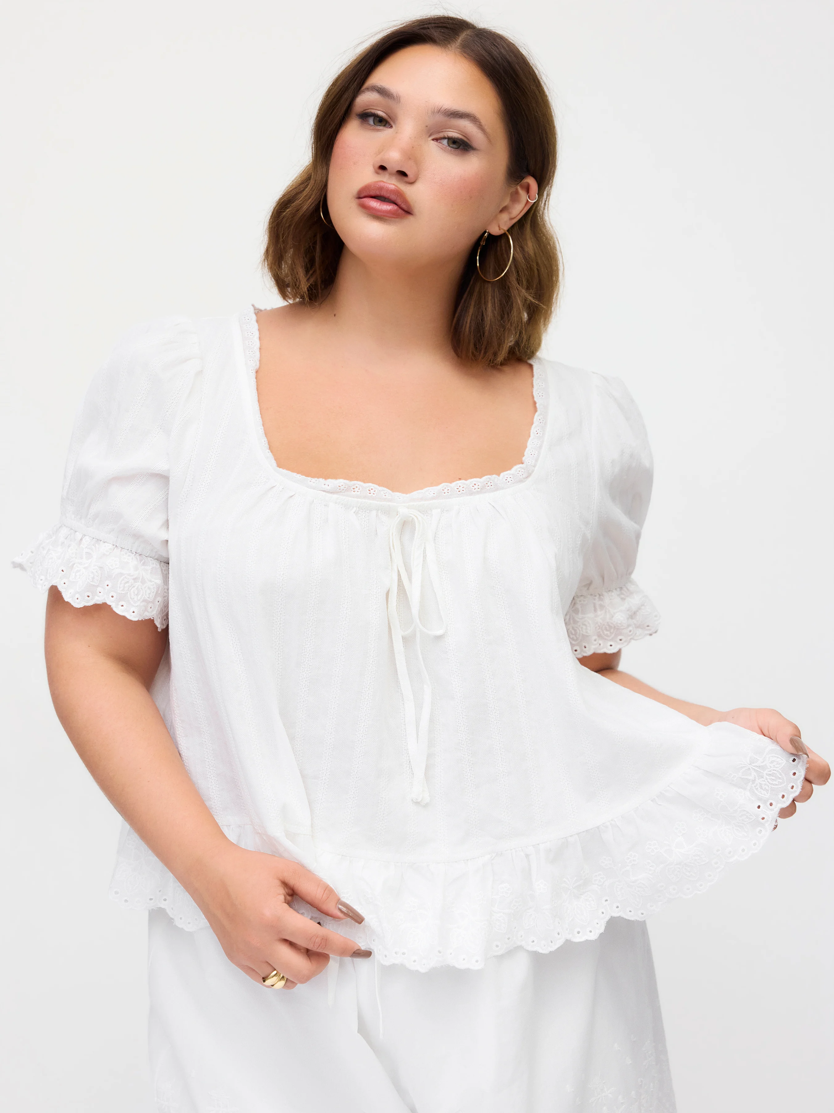 Cotton Lace Trim Knotted Short Puff Sleeve Blouse Curve & Plus