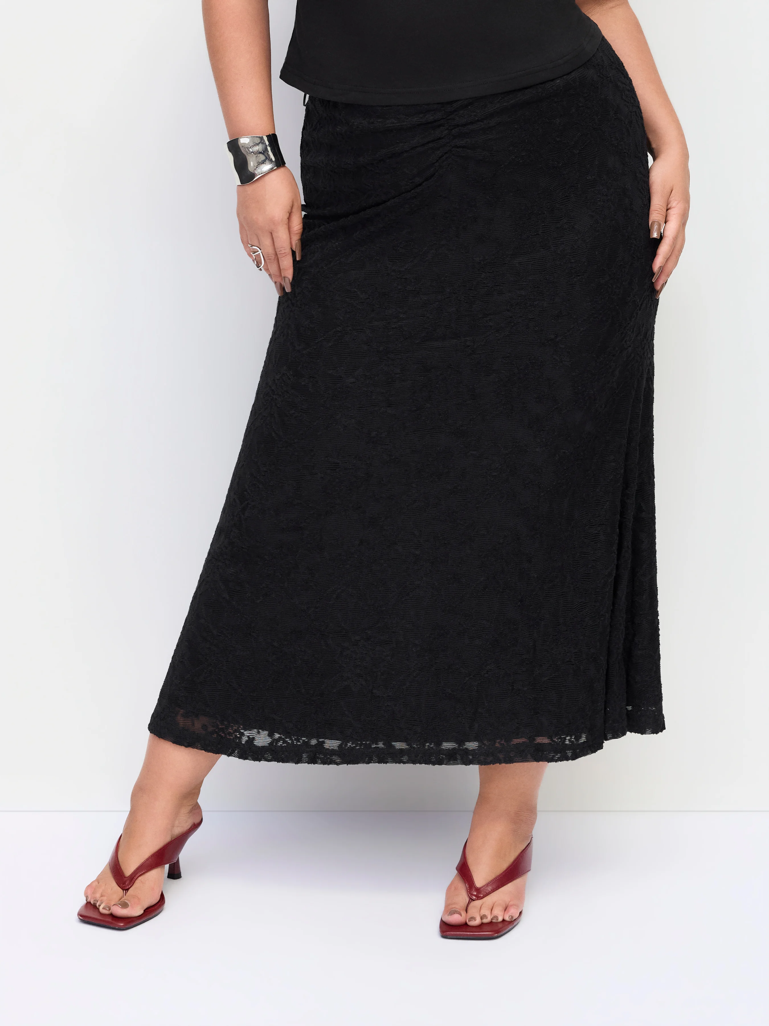Texture Lace Ruched Mermaid Maxi Skirt Curve & Plus