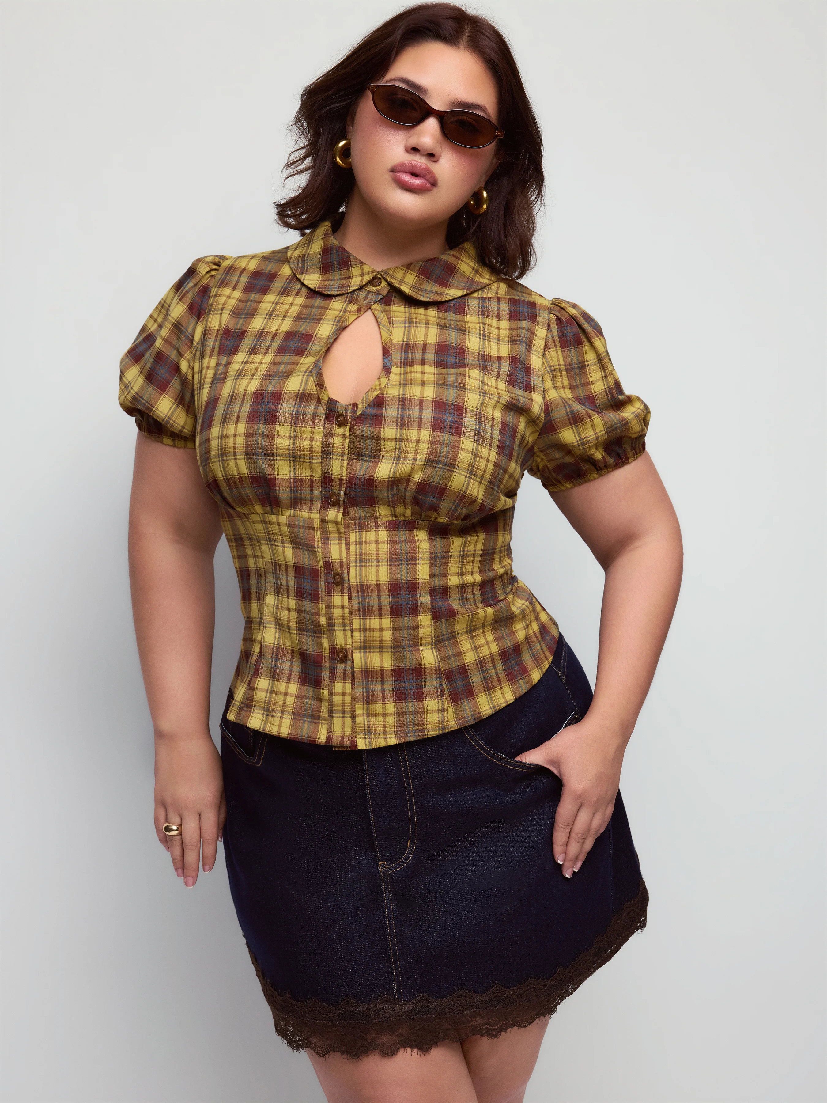 Plaid Peter Pan Collar Puff Sleeve Ruched Blouse Curve & Plus