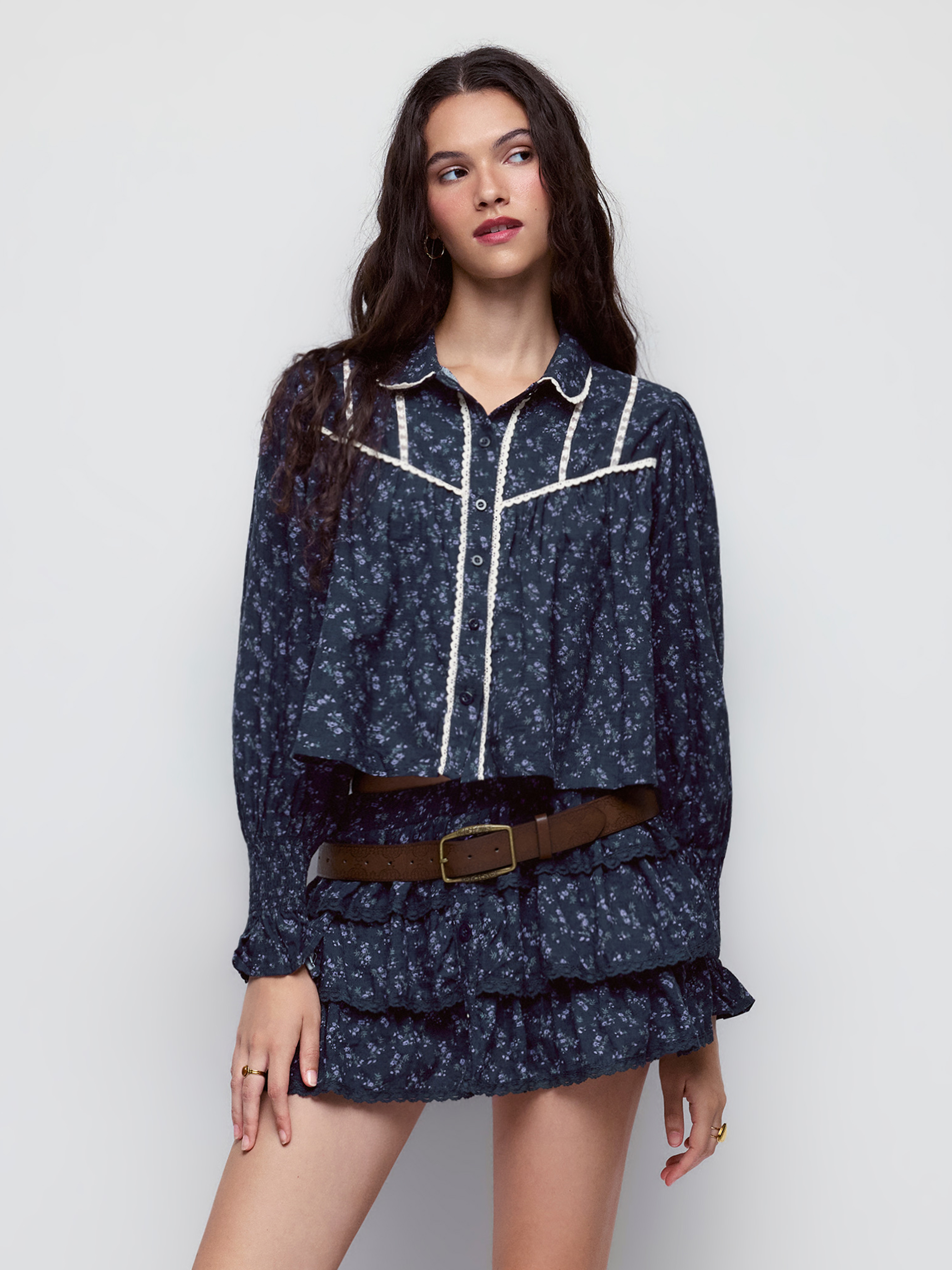 Cotton Ditsy Floral Peter Pan Collar Lace Trim Embroidery Oversized Blouse