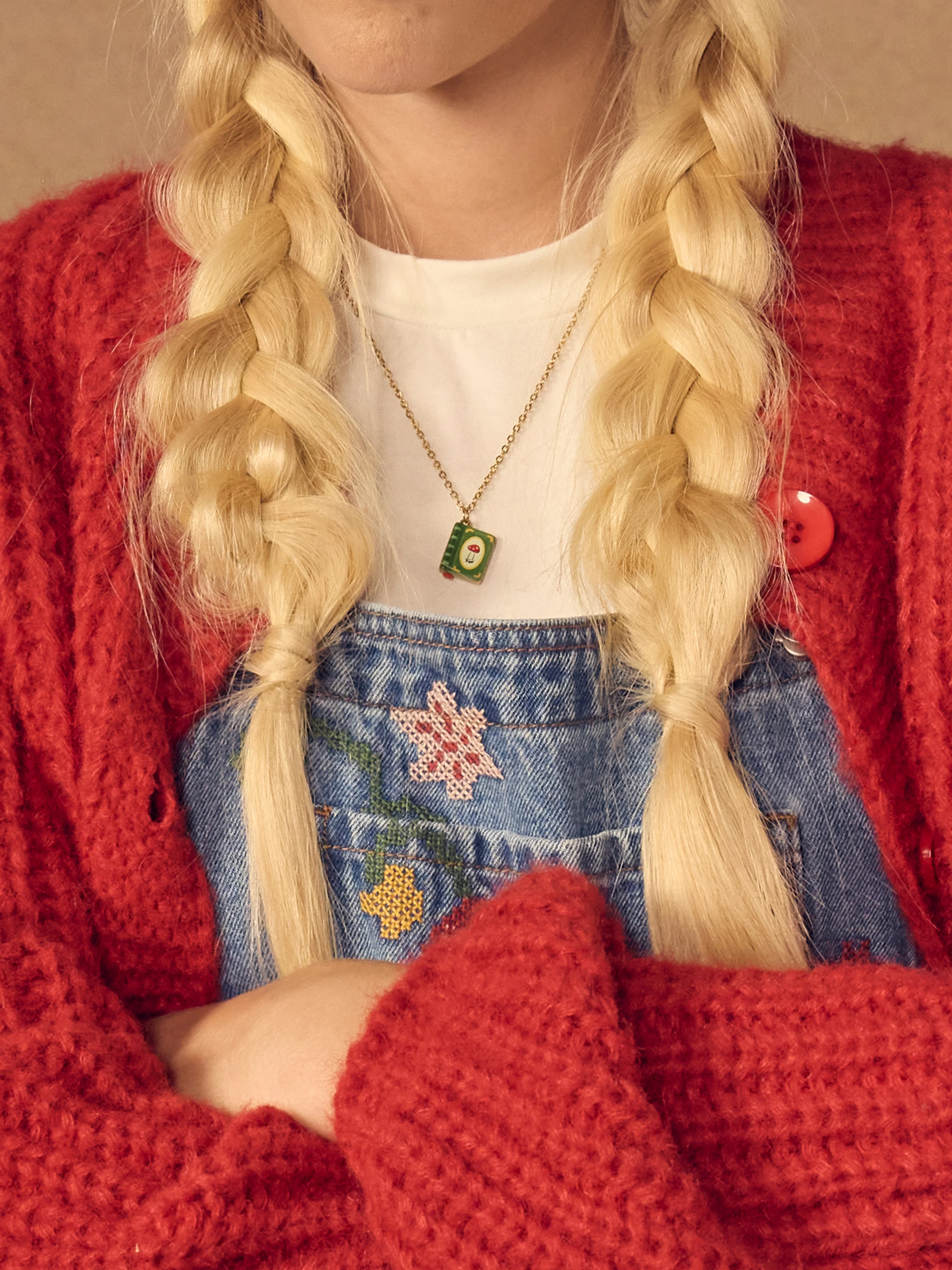 MUSHROOM DESIGN PENDANT NECKLACE